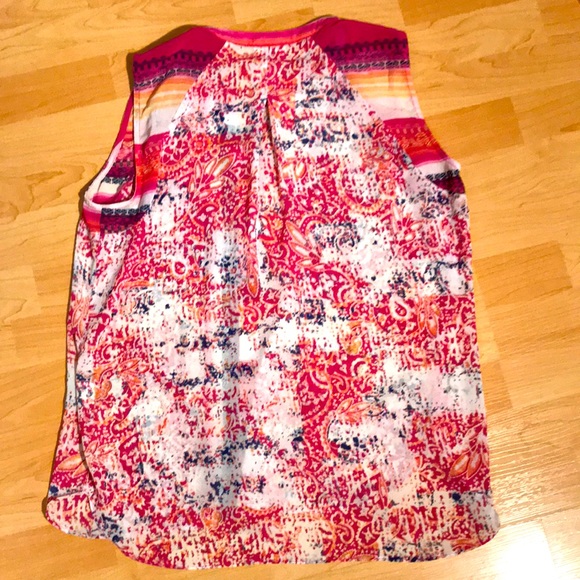 EUC Fig and Flower sleeveless blouse (medium) - Picture 6 of 6